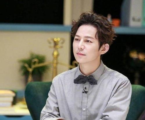 何炅爆料男团视频,揭秘偶像养成记